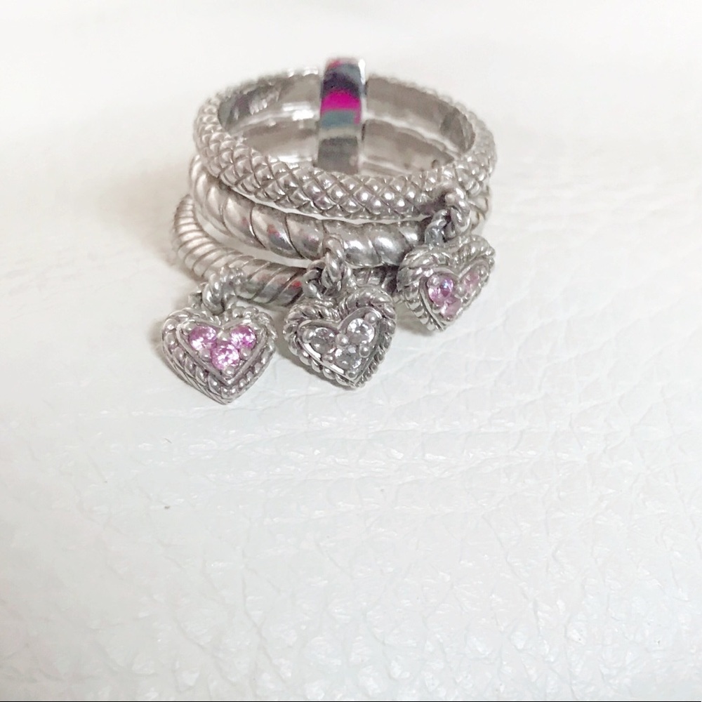 🚫🚫SOLD🚫🚫Ripka three Ring 3 Hearts Dangle Ring